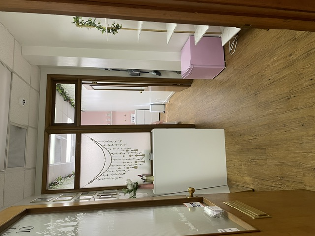 Exchange Building Suite 10 — reception area with wood floors and decor